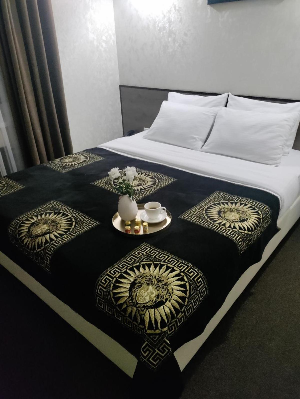 Шляпа Hotel Dnyipropetrovszk Kültér fotó