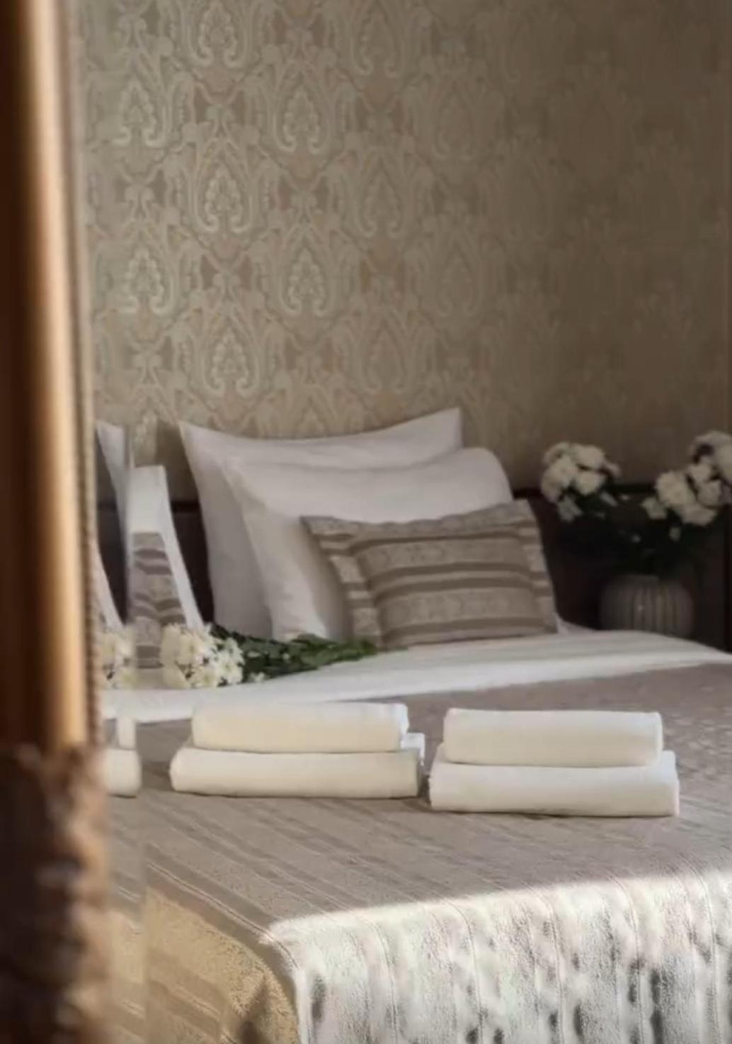 Шляпа Hotel Dnyipropetrovszk Szoba fotó