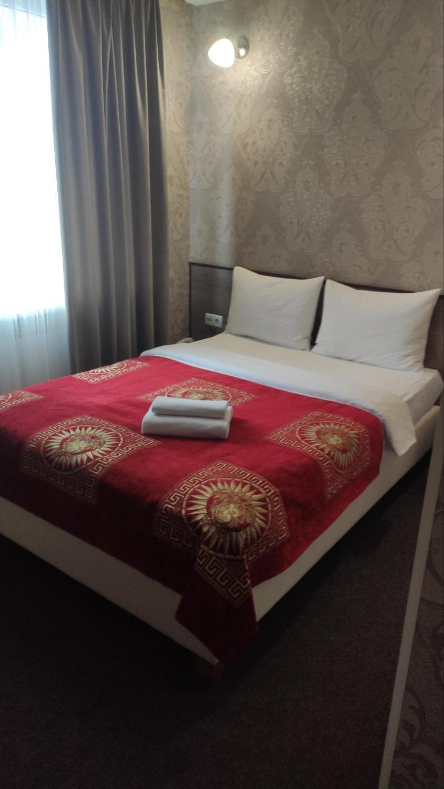 Шляпа Hotel Dnyipropetrovszk Kültér fotó